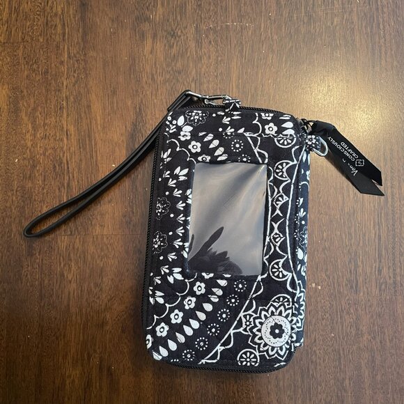 Vera Bradley Black And White Paisley Boho Crossbody With Matching Wallet - Picture 5 of 6